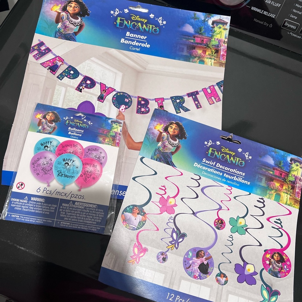 *NEW* Disney Encanto Birthday Decorations